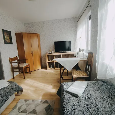 Siedem Ogrodow - W Domku Kucharza Apartment Lowicz Walecki