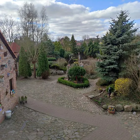 Апартаменты Siedem Ogrodow - W Domku Kucharza Lowicz Walecki