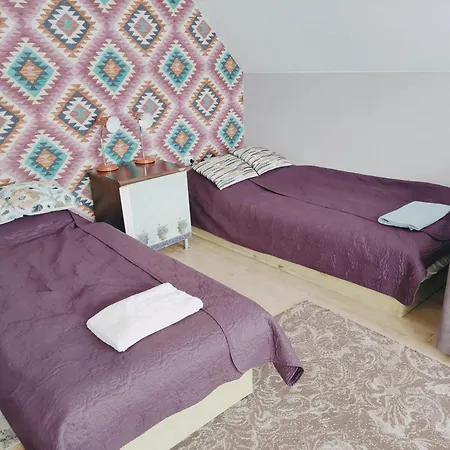 Siedem Ogrodow - W Domku Kucharza Lowicz Walecki