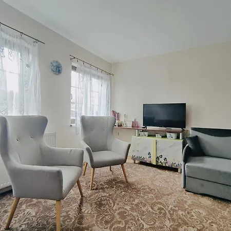 Siedem Ogrodow - W Domku Kucharza