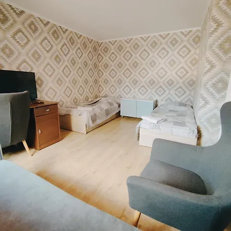 Apartment Siedem Ogrodow - W Domku Kucharza Lowicz Walecki