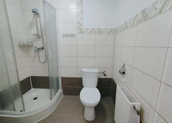 Siedem Ogrodow - W Domku Kucharza *