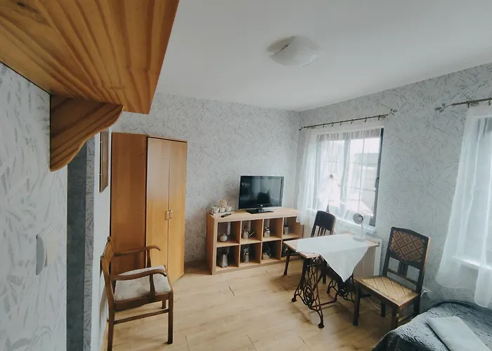 Siedem Ogrodow - W Domku Kucharza Apartman *