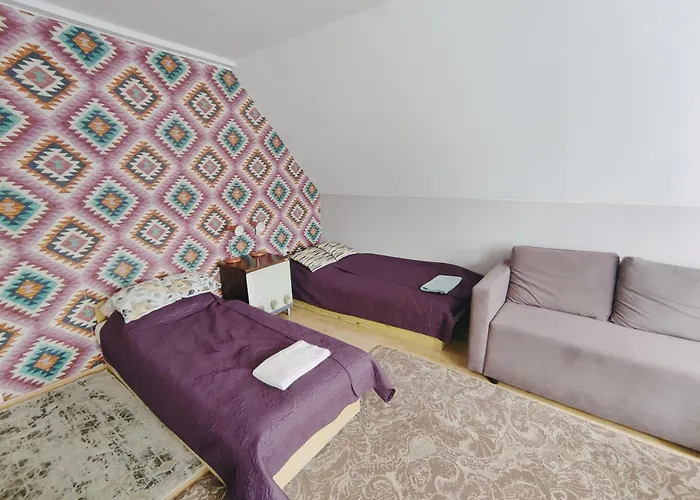 Siedem Ogrodow - W Domku Kucharza *